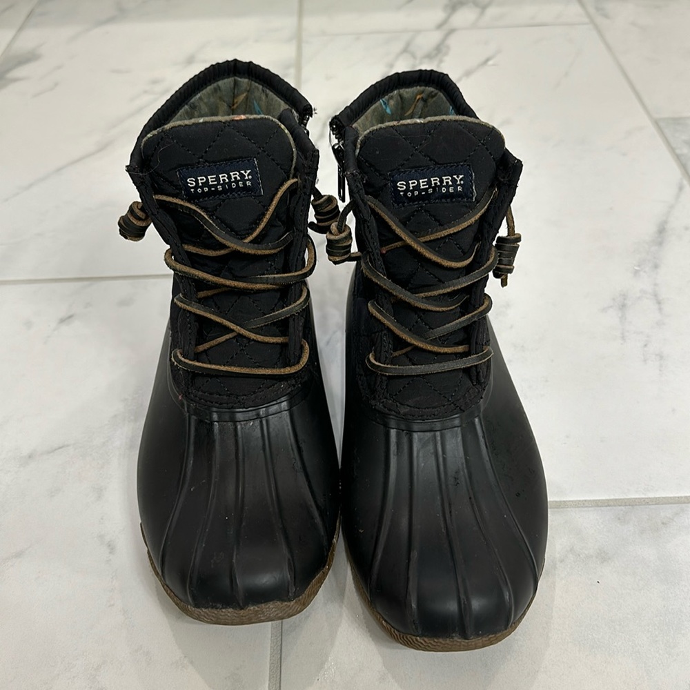 Sperry Women's Saltwater Quilted Duck Boots Black Sperry Top-Sider Booties